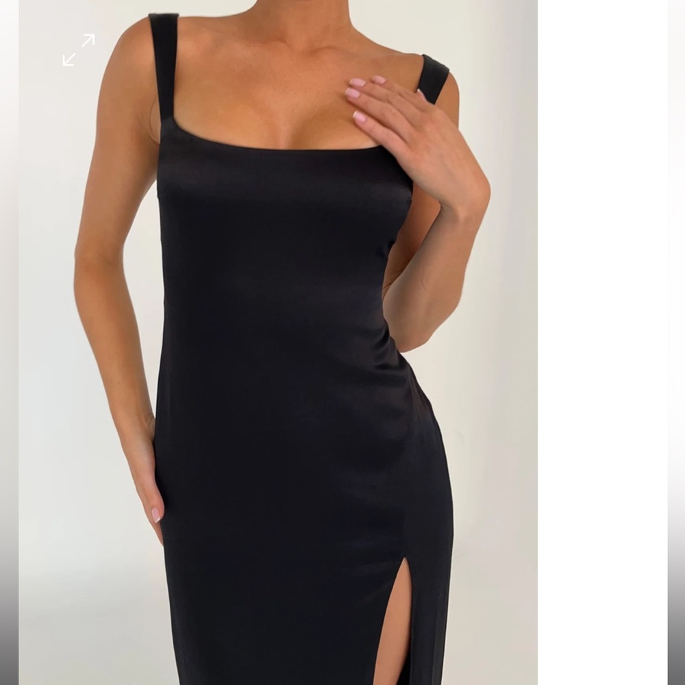 Meshki Verana Backless Satin Maxi Black Dress